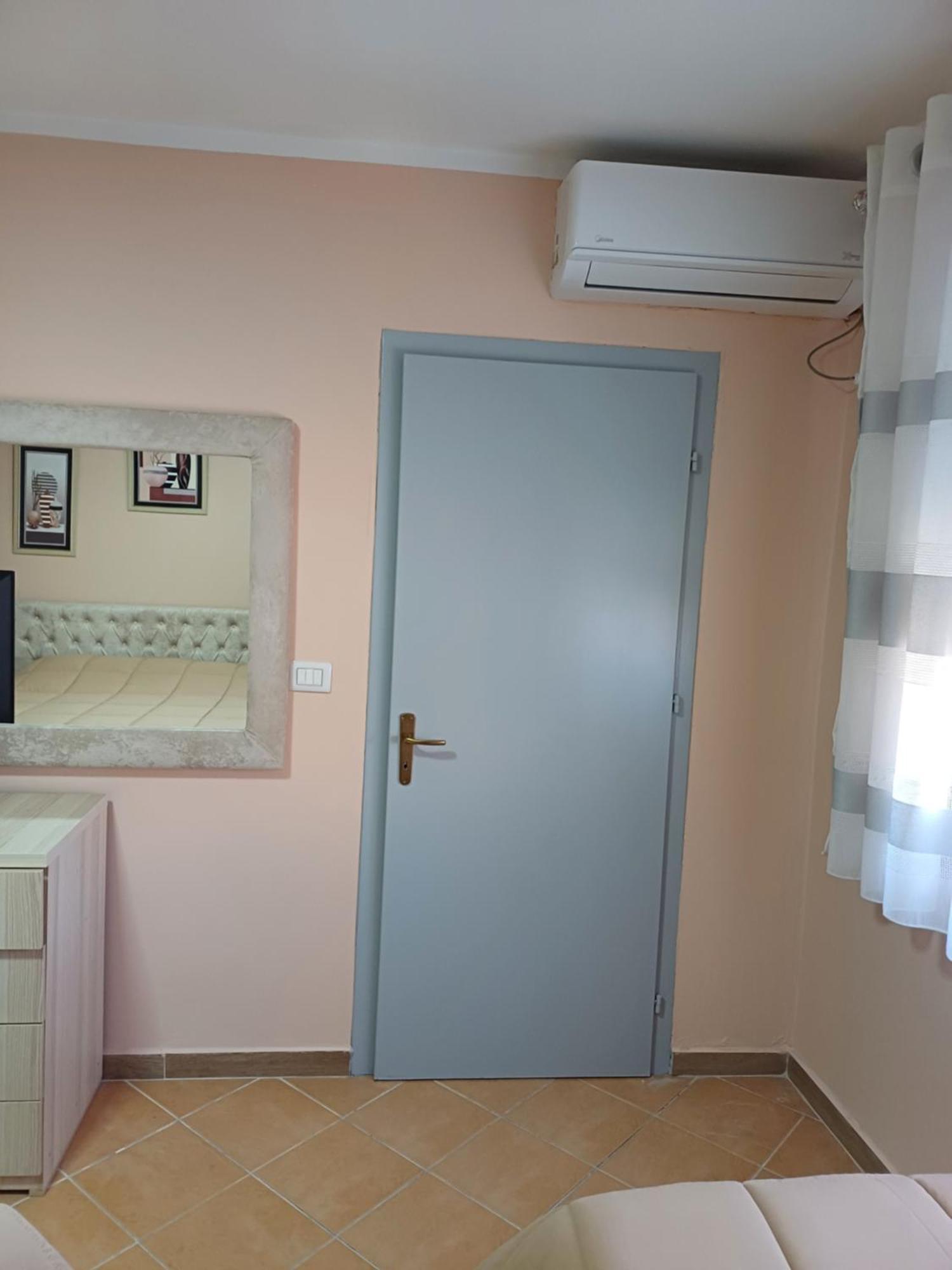 Apartamenti Vero Tirana Buitenkant foto