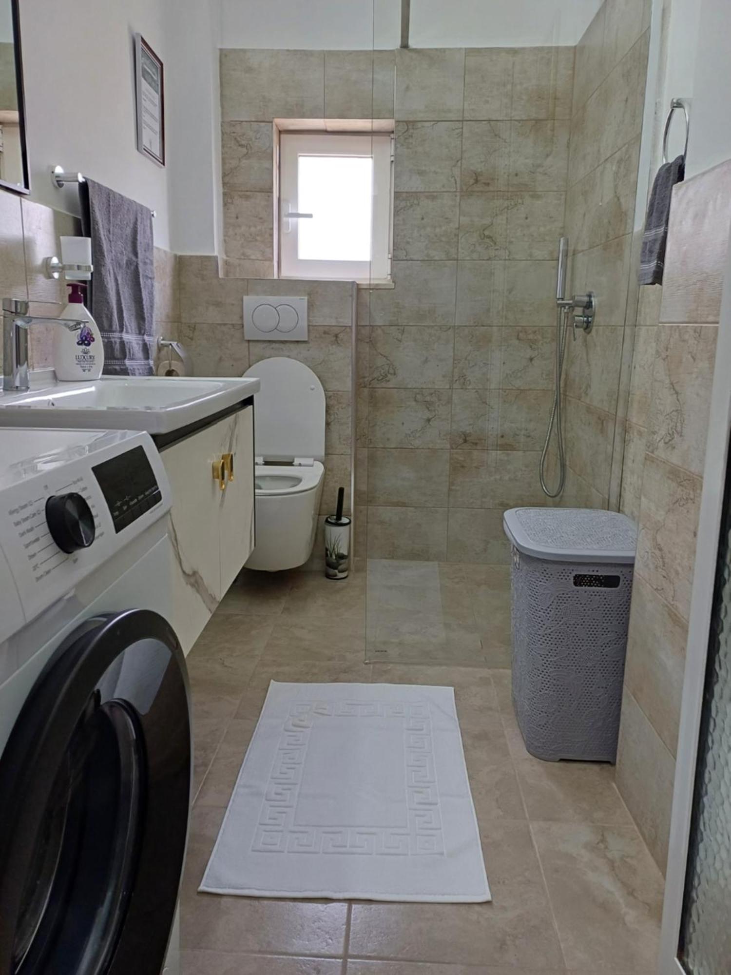 Apartamenti Vero Tirana Buitenkant foto